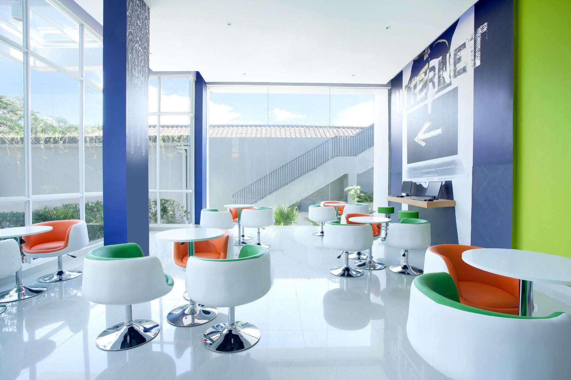 Hotel Ibis Budget Tendean - Chse Certified Semarang