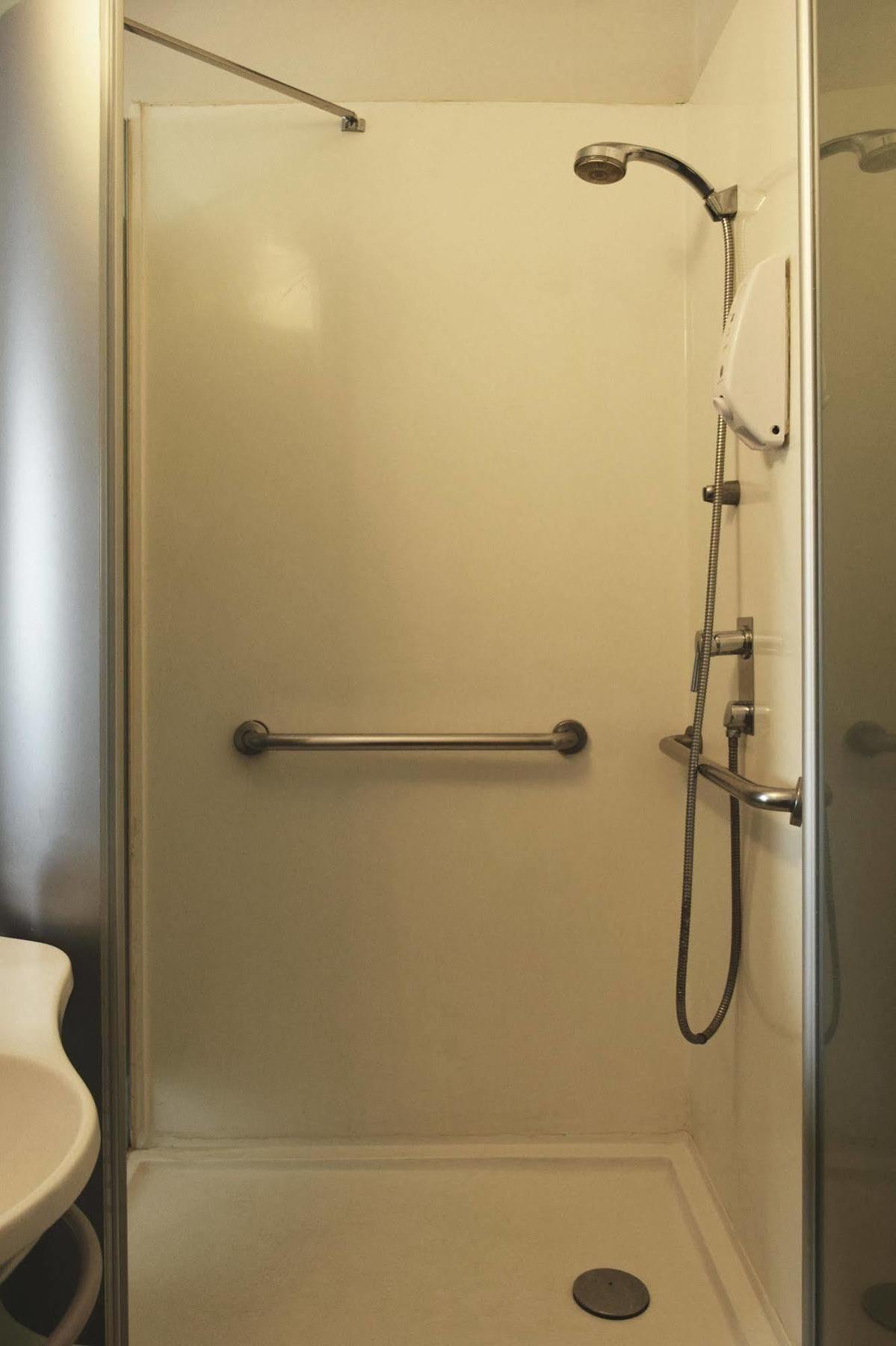 Hotel Ibis Budget Tendean - Chse Certified 2*