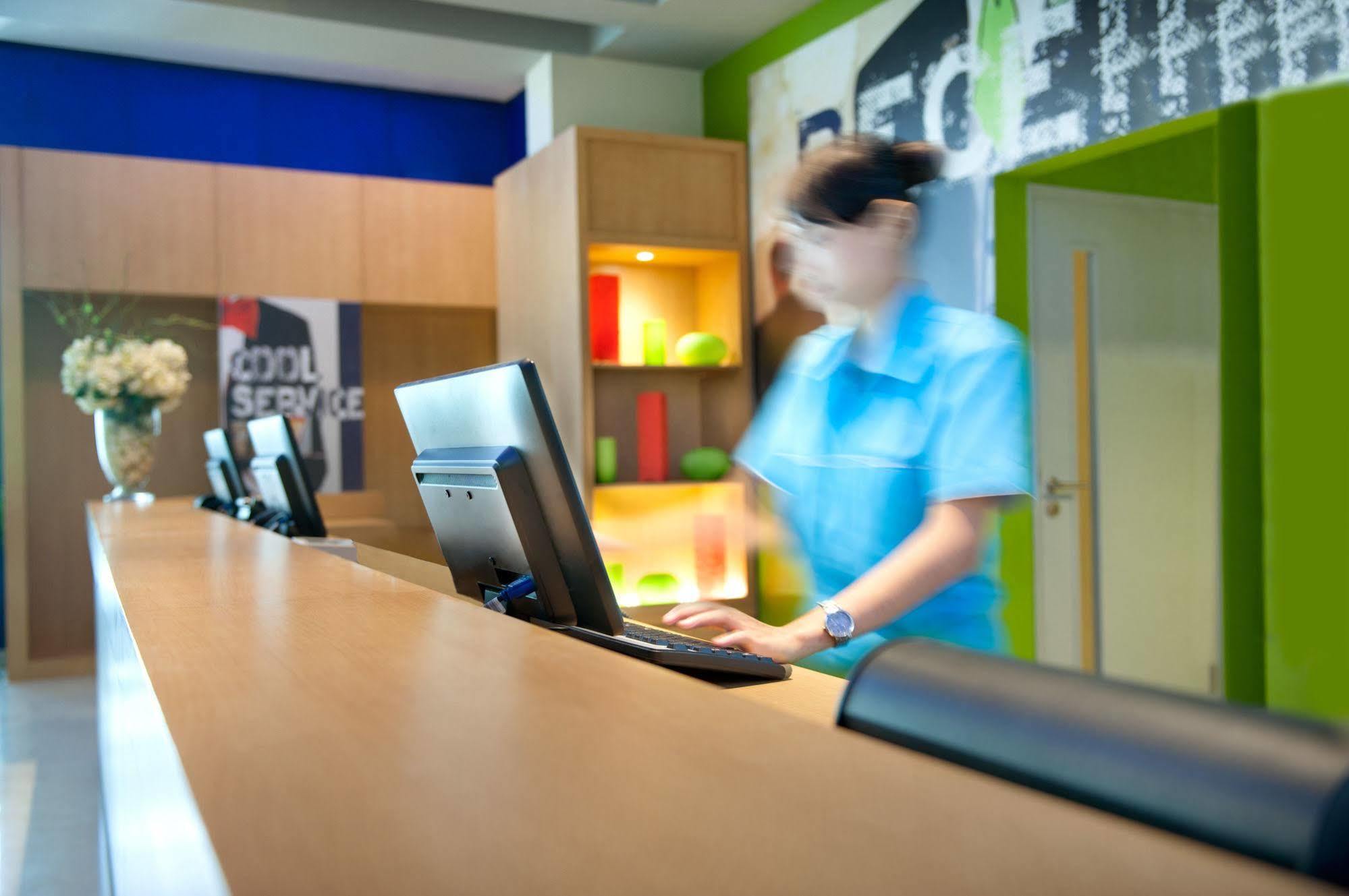 Ibis Budget Tendean - Chse Certified 2*